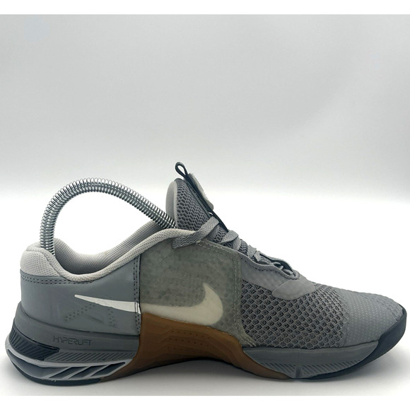 Athletic_Shoes